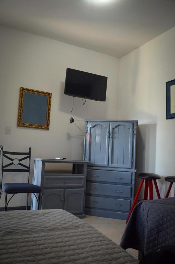 Suites Cervantes Чиуауа Экстерьер фото